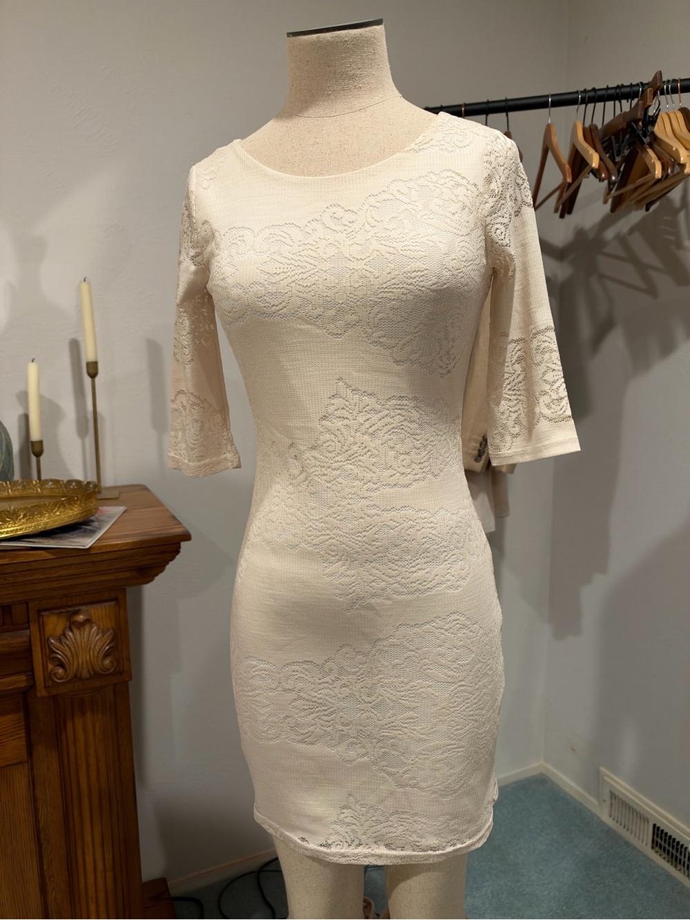 Million Bullpup Elegant Cream Lace mini Sheath Dress - XS-S